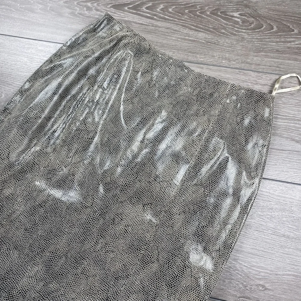Vintage Gianni Women's Leather Knee‎ Length Skirt Snakeskin Gray Large- Read